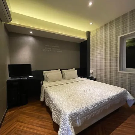 Coco Hotel